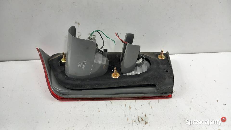 HONDA ACCORD VII SEDAN LAMPA W KLAPĘ TYŁ LEWA wielkopolskie