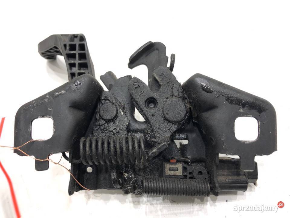 ZAMEK MASKI PRZÓD DACIA DUSTER Hatchback osobowe