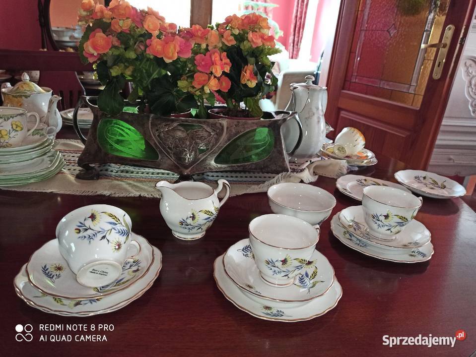 Filiżanka z talerzykiem deserowym Bone China pomorskie