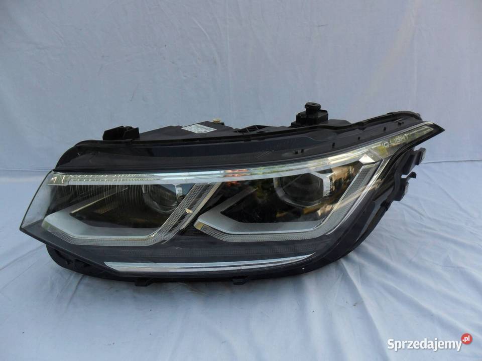 REFLEKTOR PRZÓD STRONA LEWA VOLKSWAGEN TIGUAN Nowy Tomyśl
