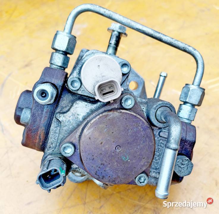 POMPA WTRYSKOWA 221000R020 TOYOTA 22 D4D 177 Radom
