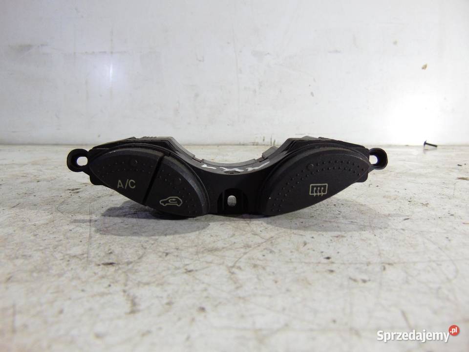PANEL KLIMATYZACJI FORD FOCUS MK1 93AG19A945BF osobowe