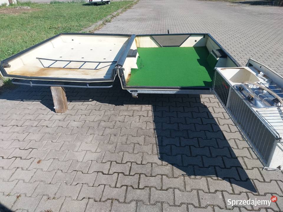 Przyczepa lekka CAMPLET towarowado własnej Grzebowilk
