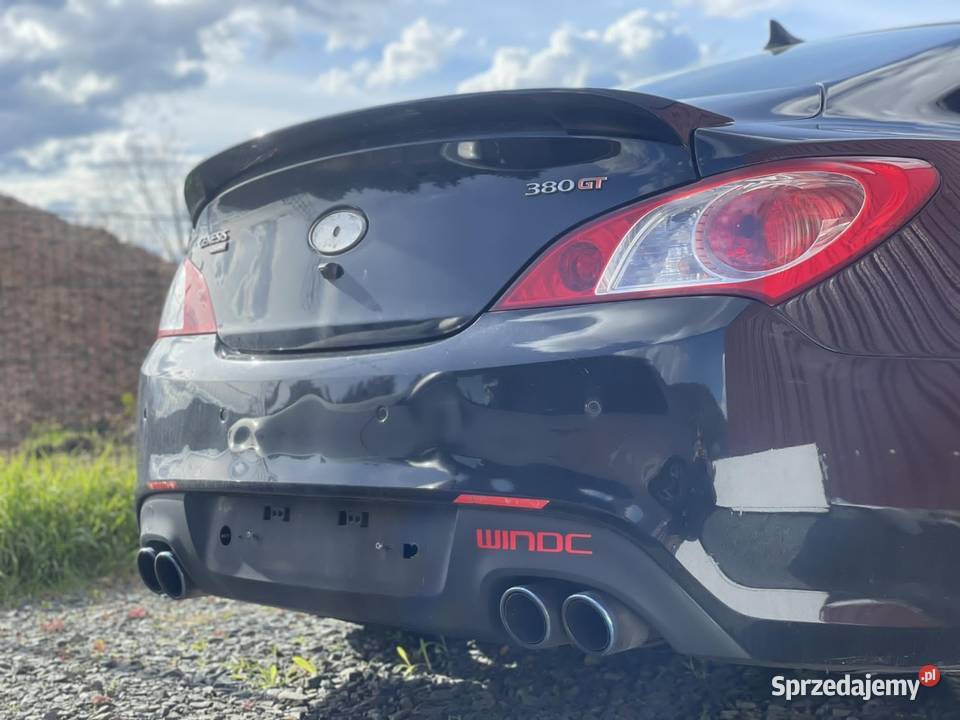 Hunday genesis coupe lampa tylna LEWA 2009 małopolskie