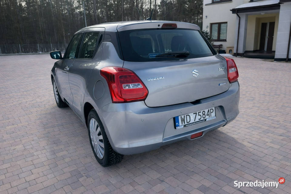 Suzuki Swift Polski Salon VI 20172024 lakier metallic Lipówki sprzedam