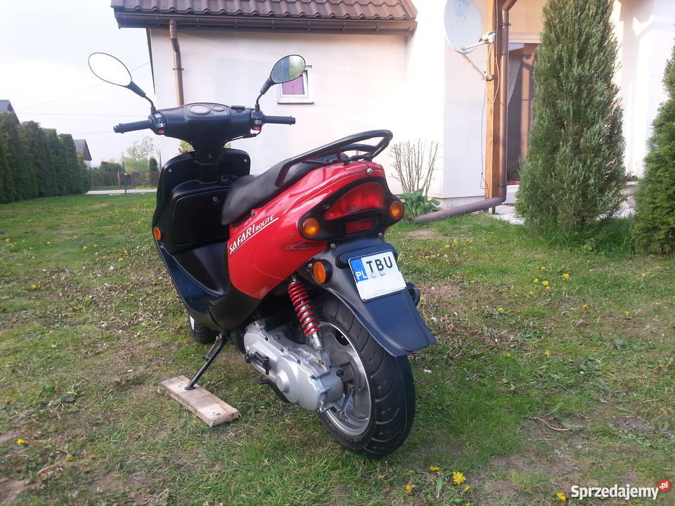 Okazja Skuter fabryczny z silnikiem Stopnica