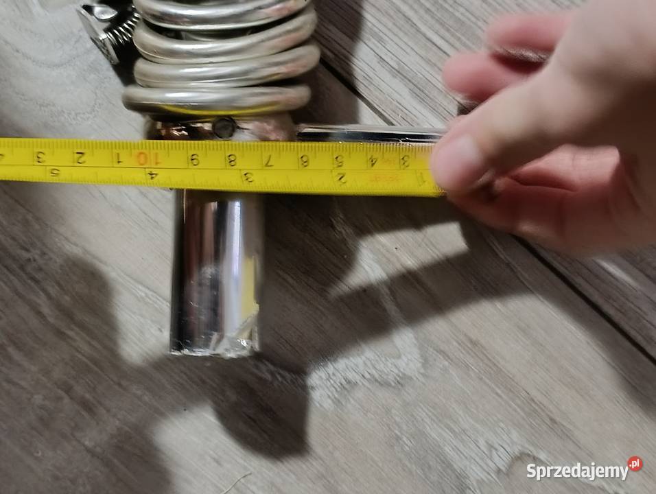 karnisz o długości 235 sprzedam