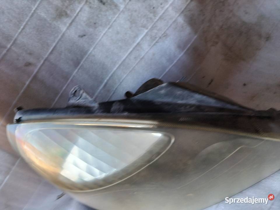 LAMPA PRAWA PRZÓD PRZEDNIA RENAULT CLIO II lubelskie Kamień-Kolonia sprzedam