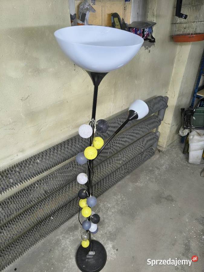 Lampa stojąca