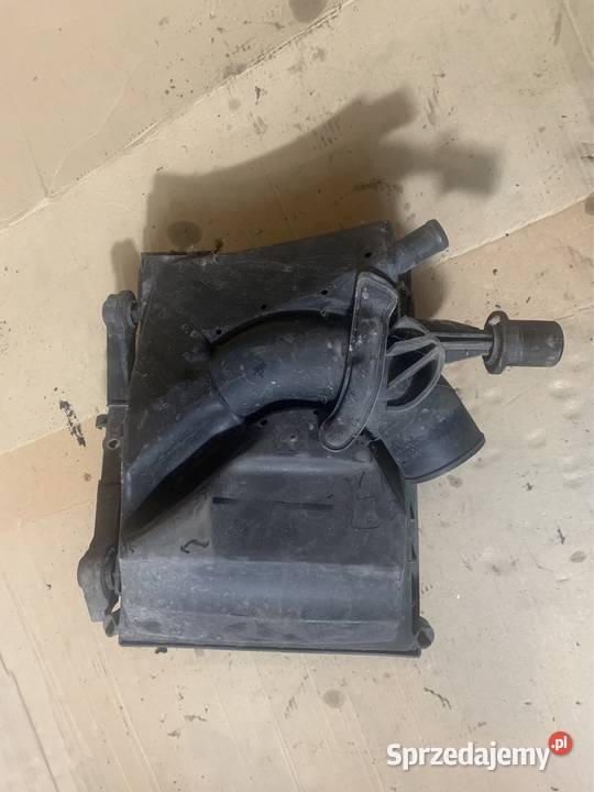 Obudowa filtra powietrza 55355095 opel corsa c Szczecin