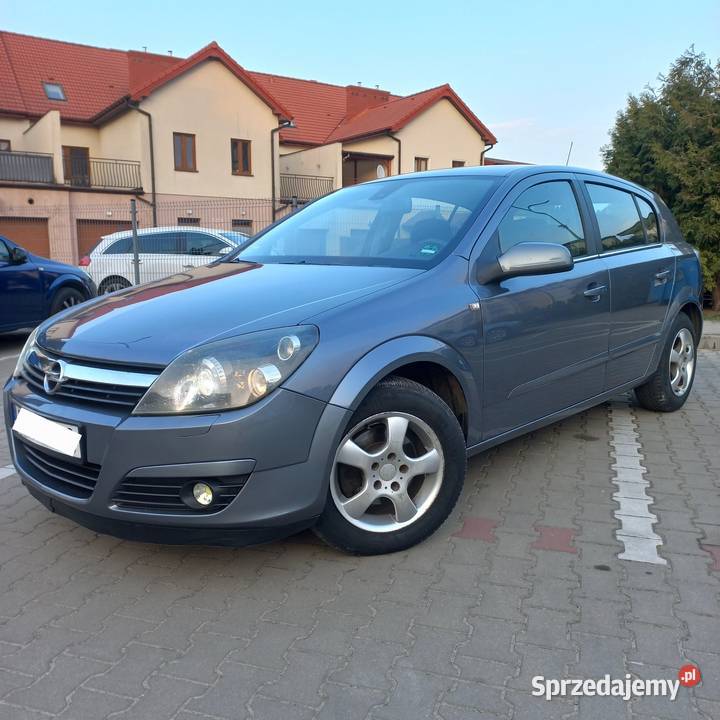 Opel Astra benzyna 18 lampy Xenon 2004r benzyna Płońsk