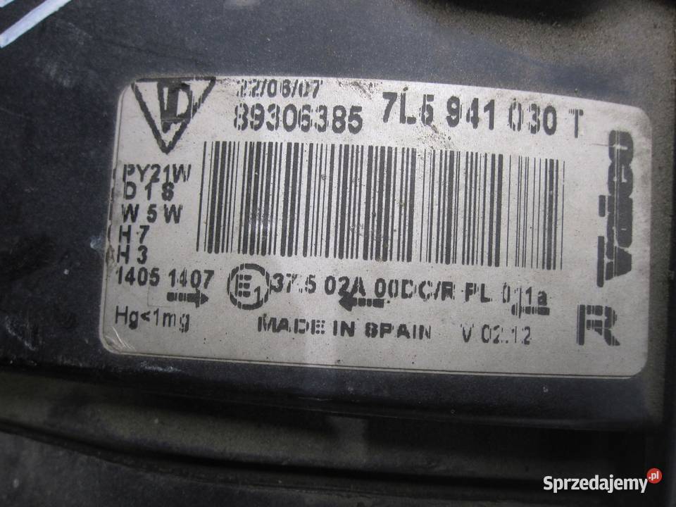 PORSCHE CAYENNE 32 B 05r lampa prawa przód Kielce sprzedam