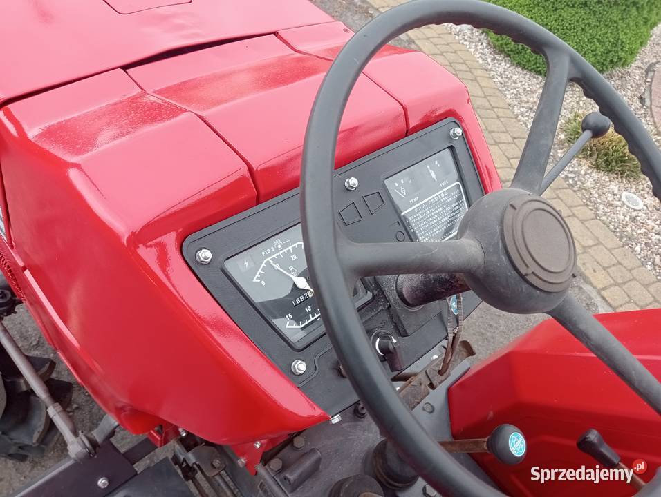 ISEKI TU 130 F 4X4 13 3 cylindry NIE KUBOTA Pozostałe Koszanowo sprzedam