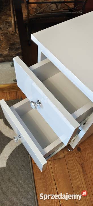 Szafka nocna nakastlik 30x30 białyczarny połysk Nowy Sącz sprzedam