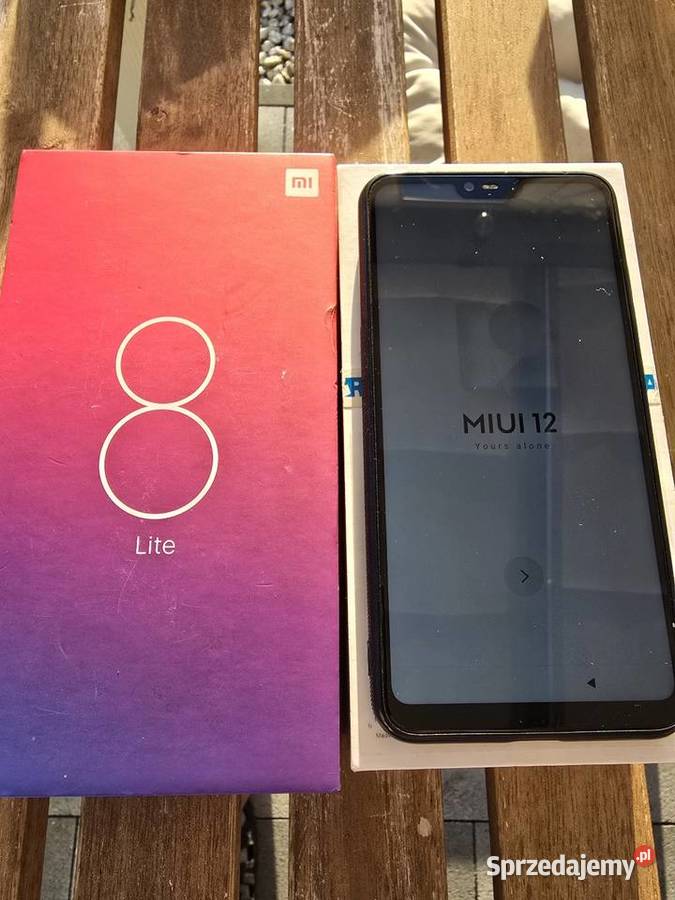 Smartfon Mi 8 Lite 464GB stan małopolskie Giebułtów