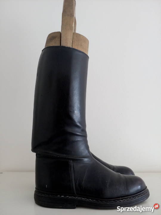 Stare wojskowe oficerki z prawidłami Rzeszów