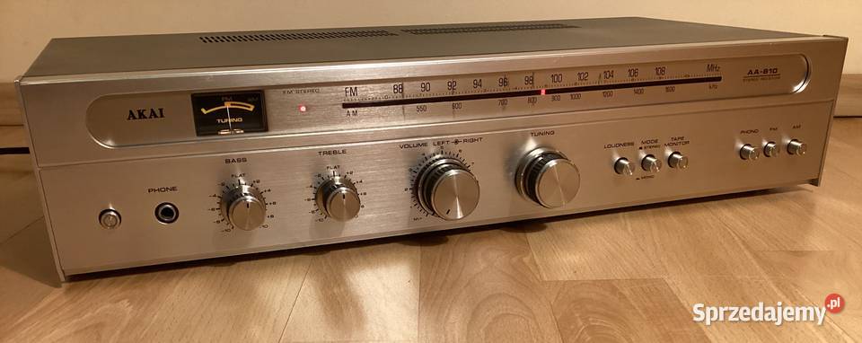 Wzmacniacz Amplituner AKAI AA810 SPRAWNY śliczne