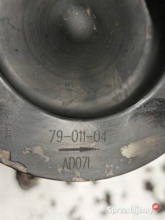 TŁOK KORBOWÓD 82L187 20 D HDI D3 D4 Volvo V40 II