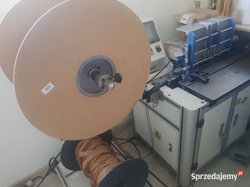 półautomat do oprawy spiralnej DWC520 podkarpackie