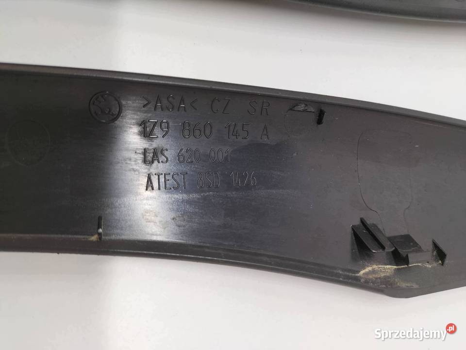 OSŁONA ZAŚLEPKA RELINGU PRZÓD TYŁ KPL 1Z9860146A osobowe sprzedam