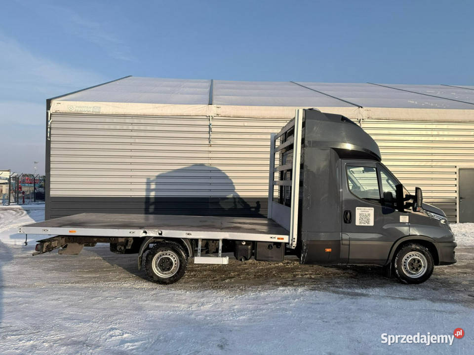Iveco Daily 35S18 H Komorniki