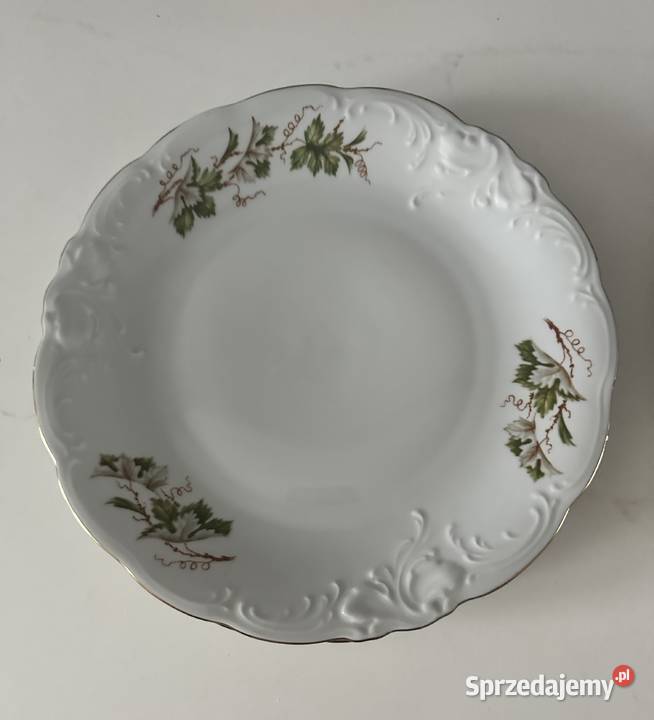 Talerze porcelanowe Wawel z lat PRLu łódzkie
