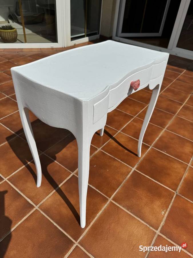 Konsolka biała z szufladką stylowa toaletka Sulbiny
