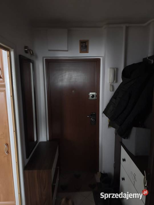 Mieszkanie 3 pokoje I piętro sieć Kielce