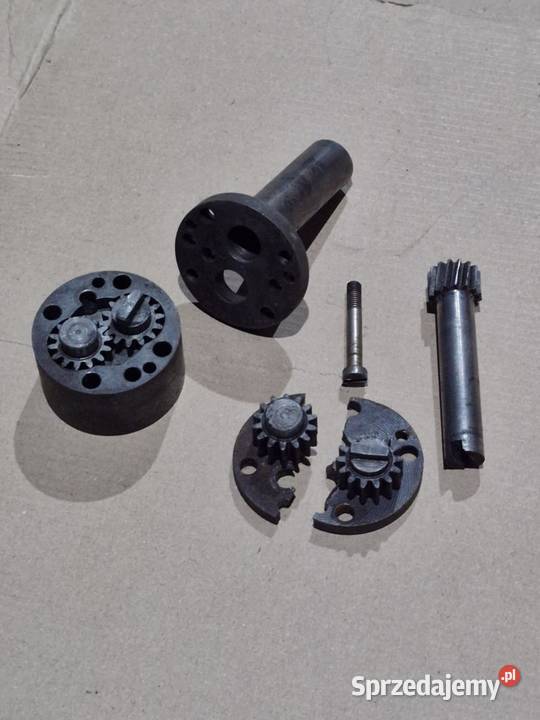 Junak M10 pompa oleju na części Pozostałe Grodzisk Mazowiecki