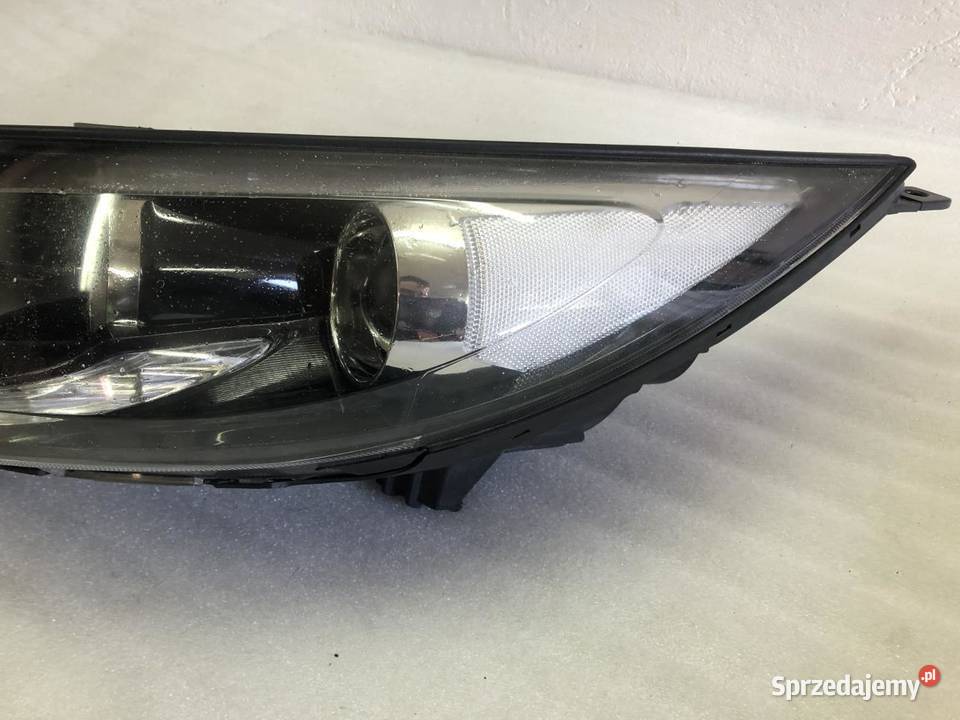 LAMPA LEWY PRZÓD 921013U270 KIA SPORTAGE III ANG sprzedam