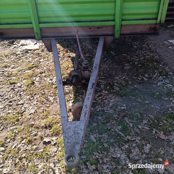 Rozrzutnik obornika jednoosiowy Rozrzutniki obornika