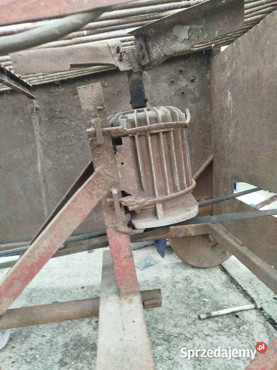 Obieraczki śmigłowa do cebuli elektryczna Pińczów