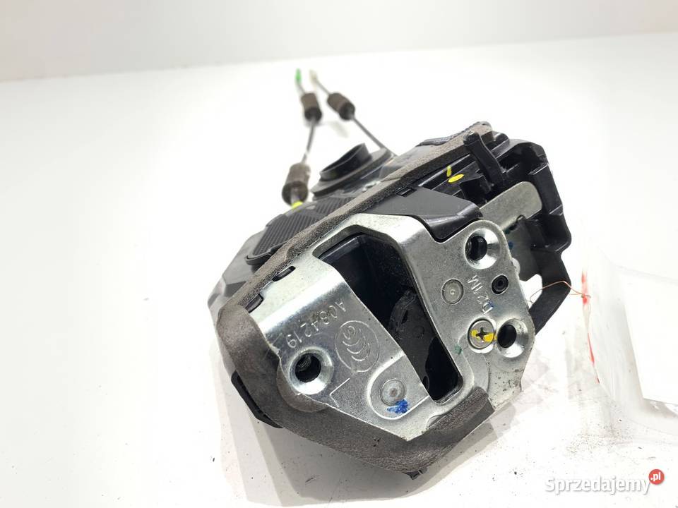 ZAMEK DRZWI LEWY TYŁ TOYOTA COROLLA E21 osobowe