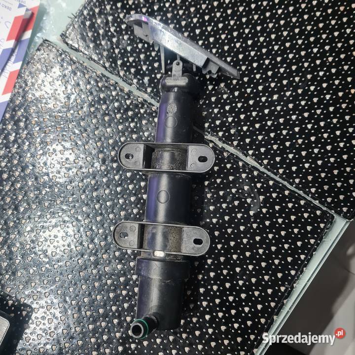 Dysza spryskiwacz reflektora Środa Superb 3U0 Zderzaki Zderzaki Wrocław