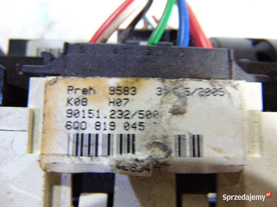 PANEL NAWIEWU VW FOX 6Q0819045T