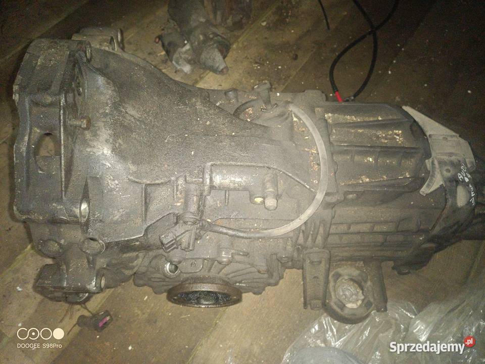 Skrzynia biegów audi B4 28 Motoryzacja Krosno sprzedam
