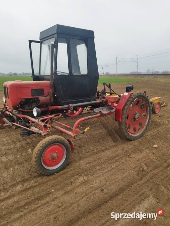 Nośnik narzedzi schmotzer ciagnik Pozostałe Słupca sprzedam