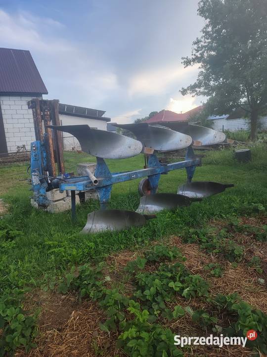 Pług obrotowy 3 skibowy Zamość