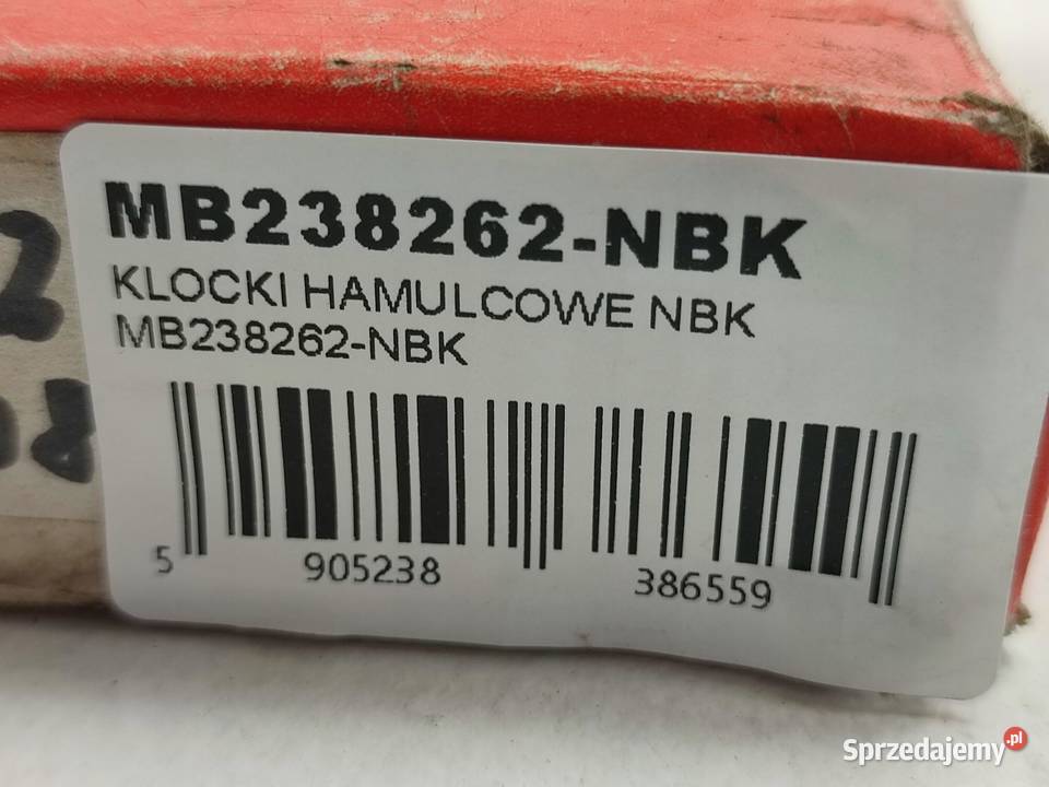 KLOCKI HAMULCOWE PRZÓD MITSUBISHI GALANT IV 20 T