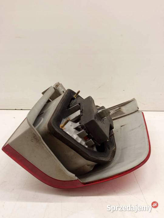 LAMPA TYŁ PRAWA EUROPA 964466 Ford Galaxy Mk2