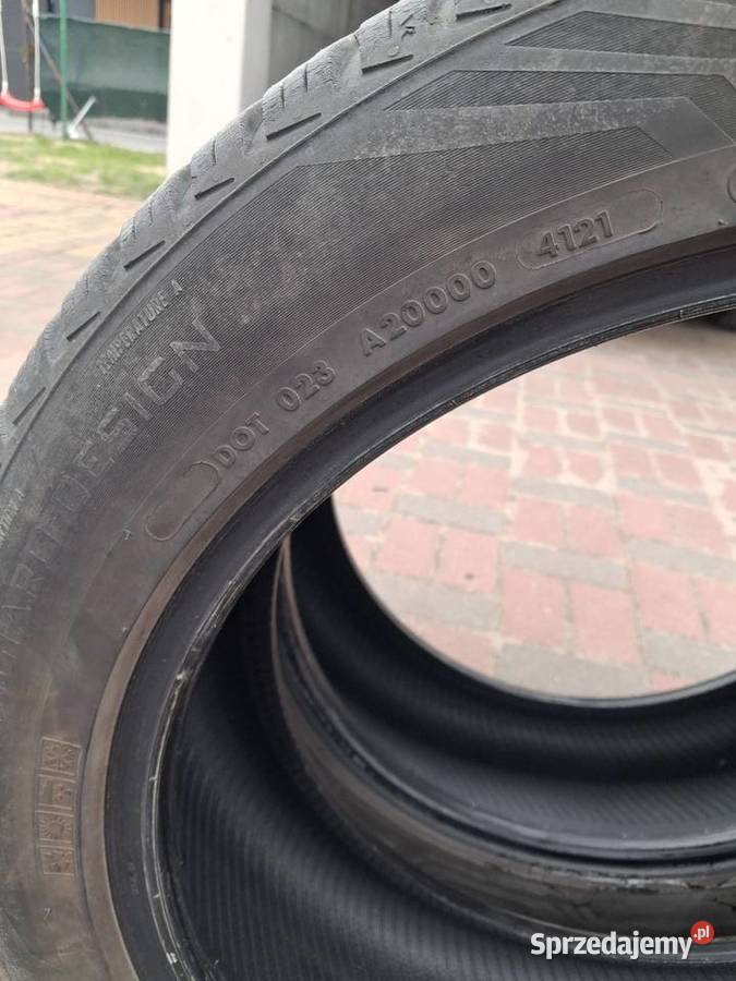 Opony 245 45 19 wielosezonowe całoroczne Samochodowe Czerno