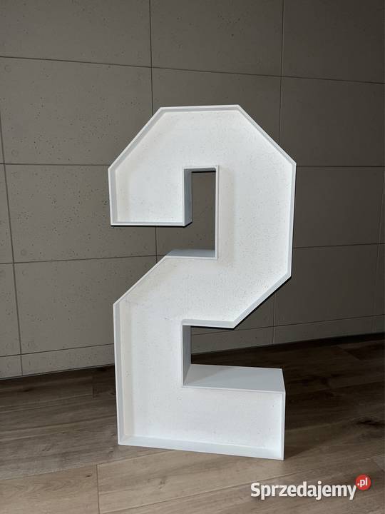 Wynajem cyfry 2 5 odwróceniu o 180 stopni Śluby, wesela, przyjęcia