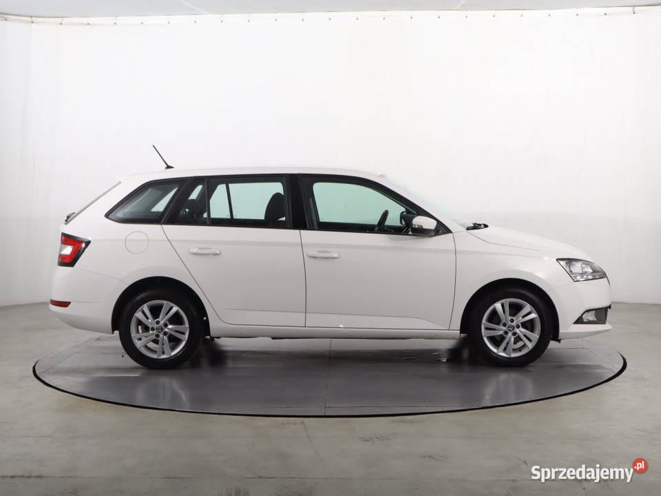 Skoda Fabia 10 TSI centralny zamek