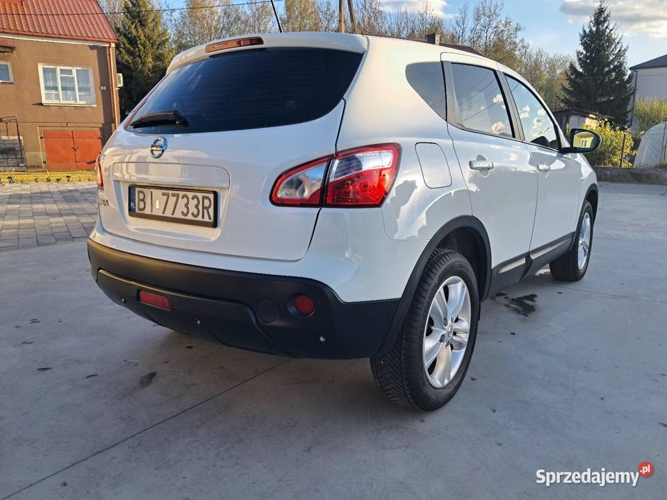Nissan Qashqai 16 benzyna sprzedam