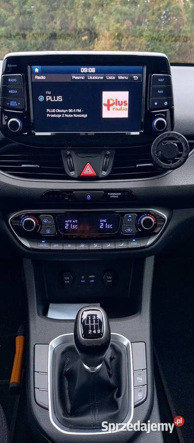 Hyundai i30nowy modelbenzyna i30 sprzedam