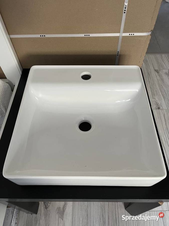 Umywalka nablatowa Excellent 40x40 Rima 2