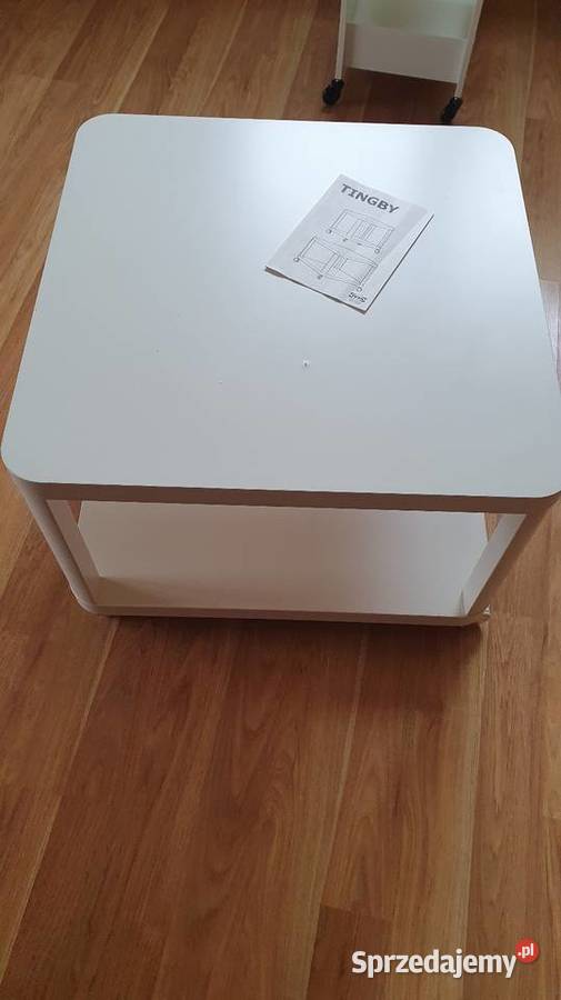 Biały stolik na kółkach Tingby pomorskie Gnieżdżewo