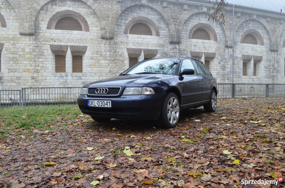 Audi A4 sline 18 benzyna Roczne oplaty elektryczne lusterka Kłodzko sprzedam