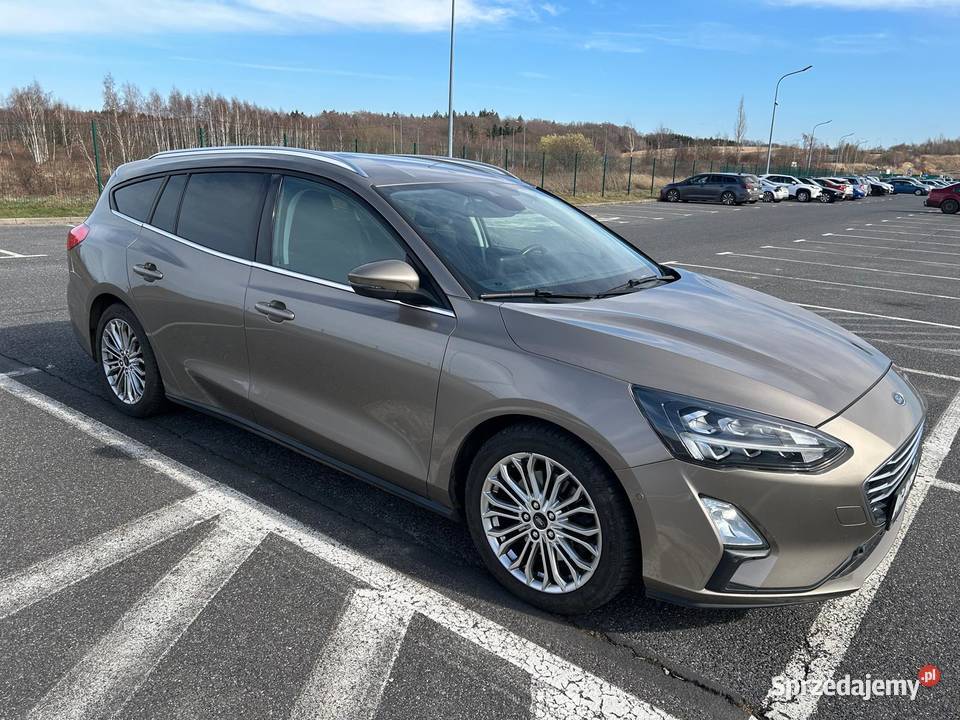 Focus mk4 15 ecoboost 150 Titanium