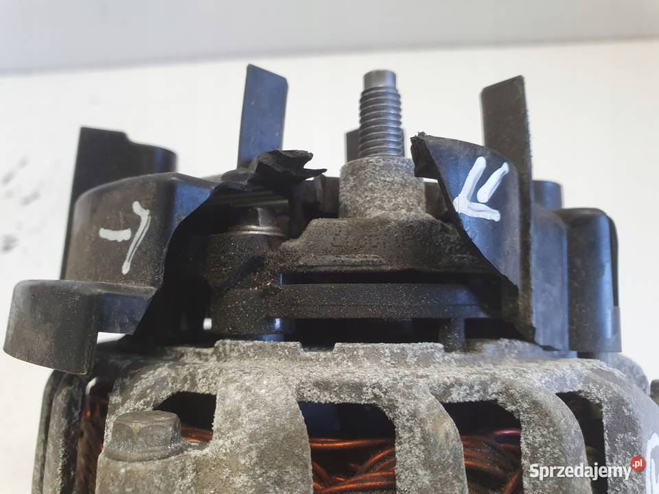 ALTERNATOR Dacia Logan II 09 TCe 231005300R Układ elektryczny silnika lubelskie Rudka